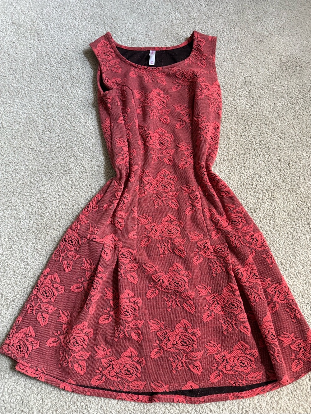 Vintage 2000s y2k Xhilaration Sleeveless Rose Jacquard Midi Dress in Dusty Rose